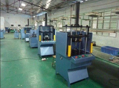 電機行業(yè) 定子初整形機_設(shè)備類欄目